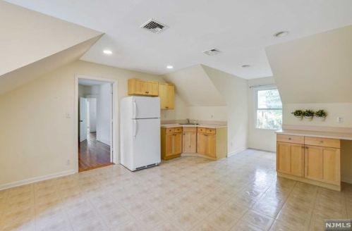 174 Harrington Ave, Closter NJ  07624-1123 exterior