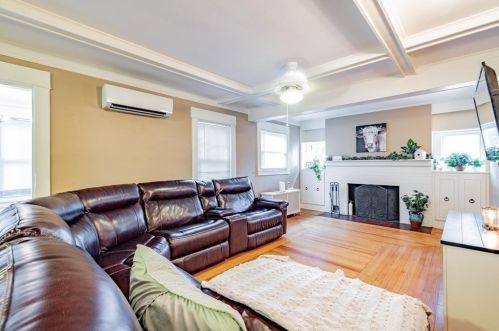 103 Birchwood Ave, Springfield MA  01106-1107 exterior