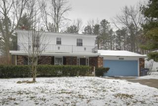 3619 Barrington Dr, Kalamazoo, MI 49006-5401