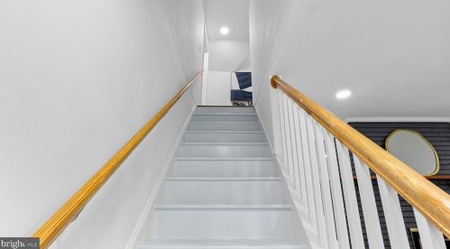 1707 Grandin Ave, Rockville MD 20851-1159 exterior