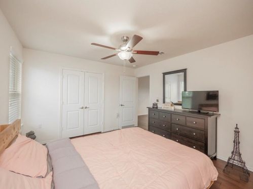 5629 Emma Thompson Way, Austin TX 78747-1711 exterior