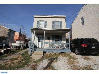 444 Krams Ave, Philadelphia PA  19128-3310 exterior