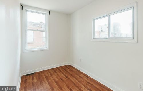 2015 5 St, Philadelphia PA 19148-2547 exterior