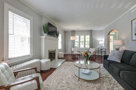 1501 North Ave, Waukegan, IL 60085-1958