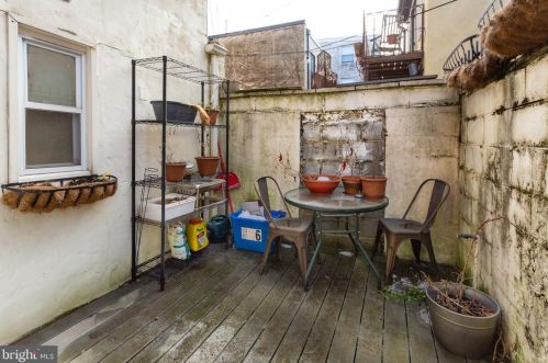 836 Bainbridge St, Philadelphia PA 19146-1430 exterior