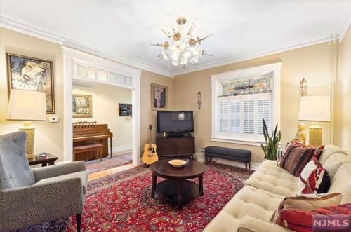 80 Liberty Pl, Union City, NJ 07086-7055