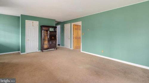 1675 Salem Rd, Quakertown PA 18951-1810 exterior