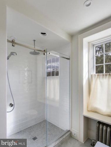 5800 Greene St, Philadelphia PA  19144-2704 exterior