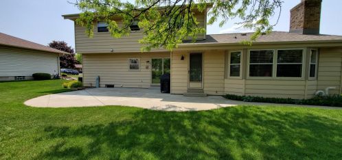 8522 Whitaker Ave, Milwaukee WI 53228-2866 exterior