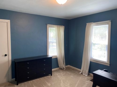 2206 Amherst Ave, Kalamazoo MI 49008-3970 exterior