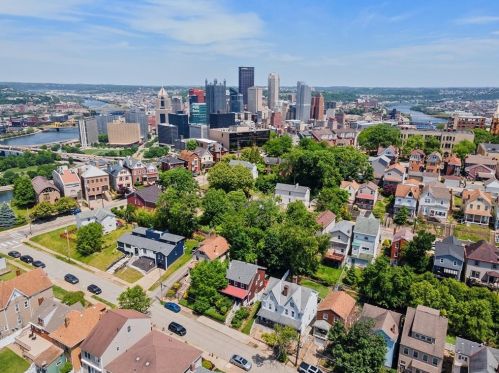 123 Olympia St, Pittsburgh, PA 15211-1366