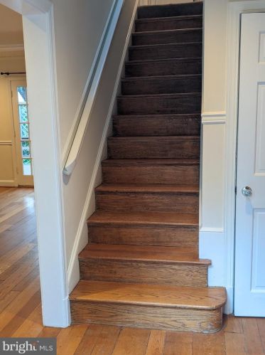 4855 Reservoir Rd, Washington DC  20007-1543 exterior