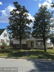 135 Hawthorne Ave, Baltimore MD  21208-4820 exterior