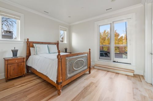 1025 Lill Ave, Chicago IL 60614-2107 exterior