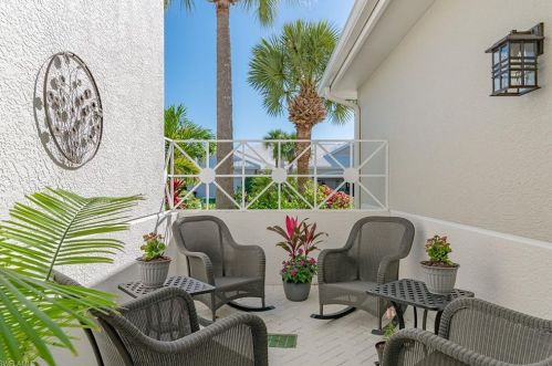 4579 Cardinal Cove Ln, Naples FL 34114-9486 exterior