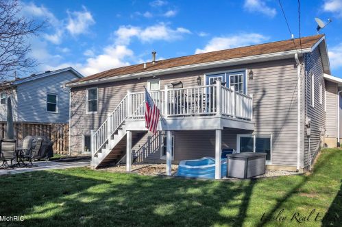 455 Macomb Ave, Grand Rapids MI 49534-3572 exterior