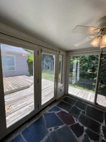 304 Espanola Ave, Kalamazoo MI  49004-1104 exterior