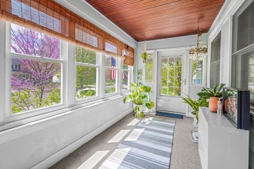 731 Evelyn St, Grand Rapids, MI 49505-4269