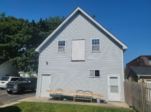 424 Cory Ave, Waukegan IL 60085-4016 exterior