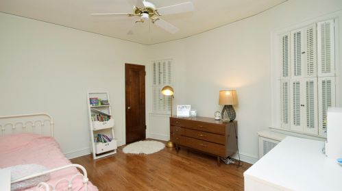 5515 Byron St, Chicago IL 60641-2518 exterior