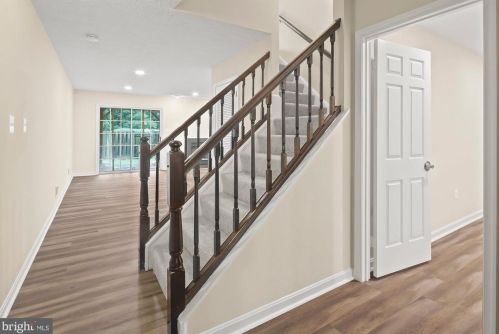 4559 Sawgrass Ct, Alexandria VA  22312-3152 exterior