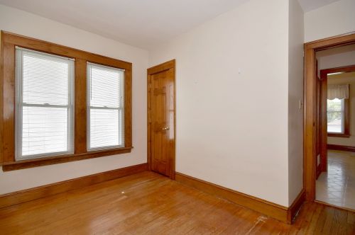 615 Saylor Ave, Elmhurst IL 60126-4305 exterior