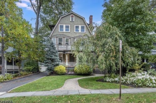 181 Smt Ave, Montclair NJ 07043-1817 exterior