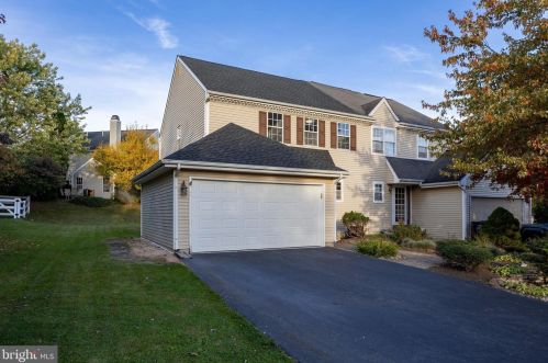 304 Laurel Dr, Limerick PA  19468-1334 exterior