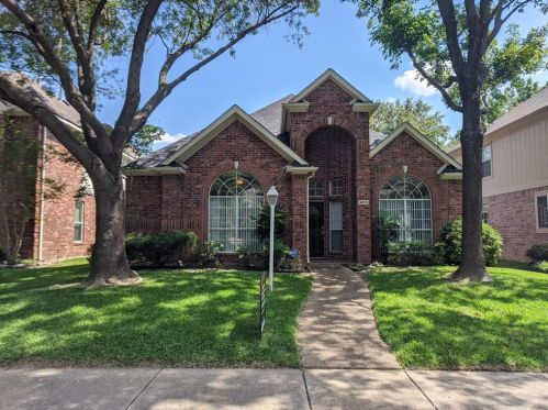 4216 Briarbend Rd, Dallas TX  75287-3905 exterior