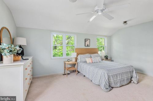 3824 Ingalls Ave, Alexandria VA 22302-1810 exterior