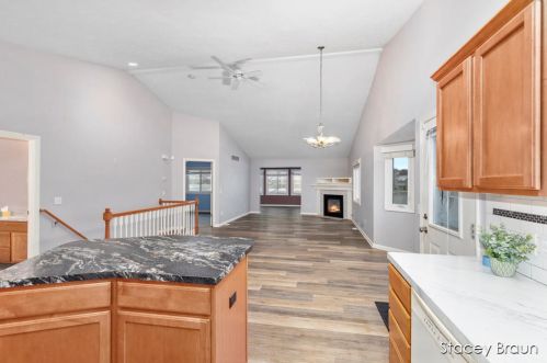 1730 Lisa Dr, Byron Township MI 49315-8006 exterior