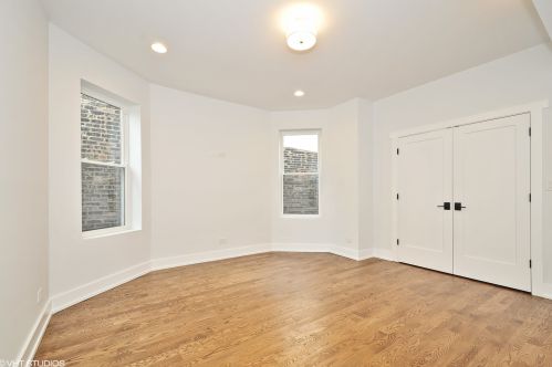 2317 Addison St, Chicago IL 60618-6042 exterior