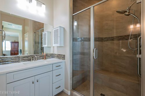 2472 Bassett Peak Dr, Green Valley AZ 85622-8110 exterior