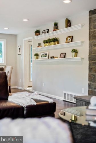 160 Paxon Holw Rd, Media PA 19063-1163 exterior