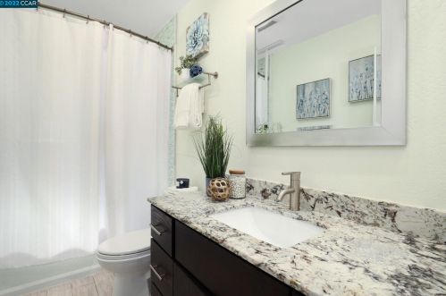 81 Byron Dr, Concord CA 94523-4102 exterior