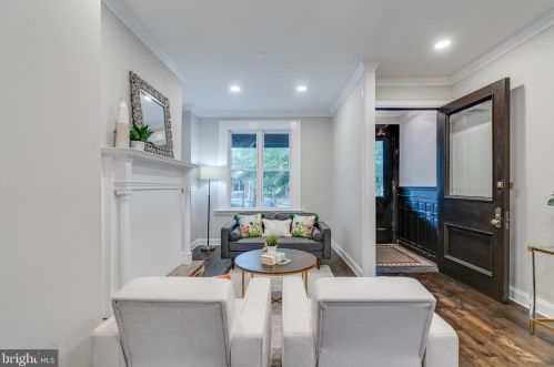 4425 Larchwood Ave, Philadelphia PA  19104-3915 exterior