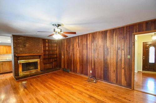 1179 Springdale Rd, Gainesville GA 30501-2443 exterior