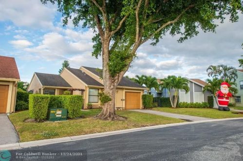 5723 Northpointe Ln, Boynton Beach, FL 33437-2020