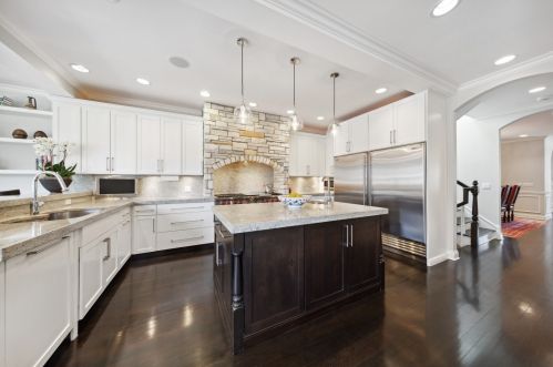 3524 Oakley Ave, Chicago IL 60609-1062 exterior