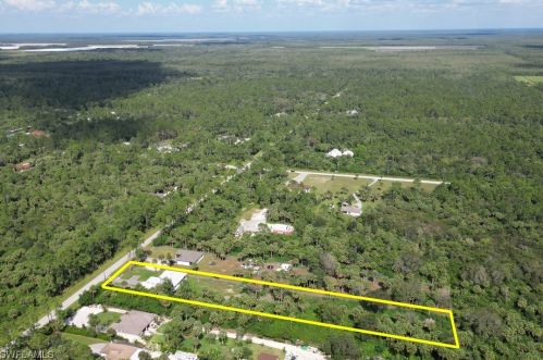 4450 16 Ave, Naples FL 34120-2366 exterior