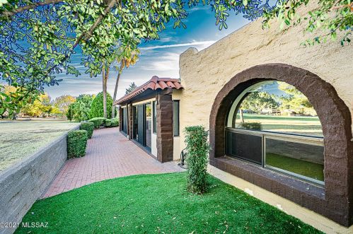 327 Paseo De Golf, Green Valley AZ 85614-3318 exterior