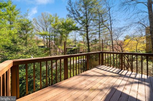 10618 Great Arbor Dr, Rockville MD 20854-4220 exterior