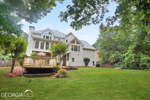 611 Belgrave Ln, Tucker GA  30084-2077 exterior