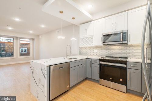 1720 22nd St, Philadelphia PA 19145-1943 exterior