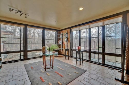 7611 Oakridge Ct, Bull Valley IL 60012-1600 exterior