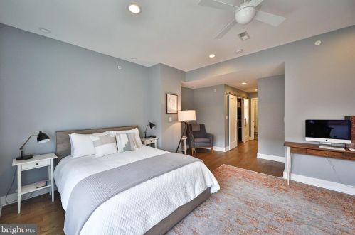 1427 Kater St, Philadelphia PA 19147-1851 exterior