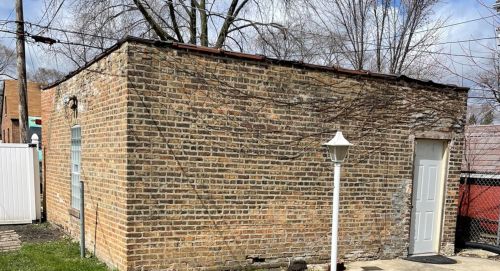 14510 Clark St, Chicago IL 60605-2711 exterior