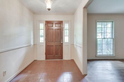 2641 Mercedes Dr, Atlanta, GA 30345-3974