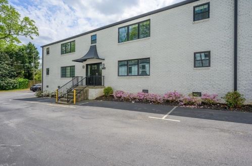 905 Briarcliff Rd, Atlanta GA  30306-4667 exterior