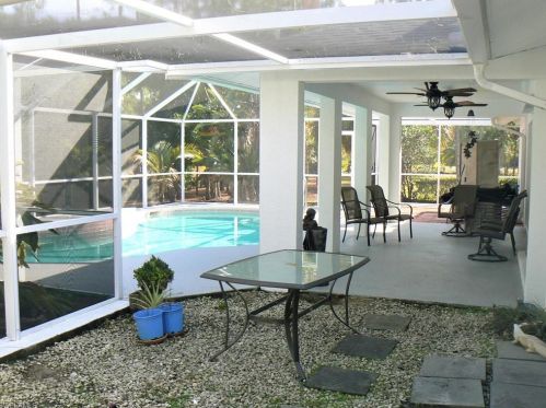 3215 5 Ave, Naples FL 34117-4111 exterior